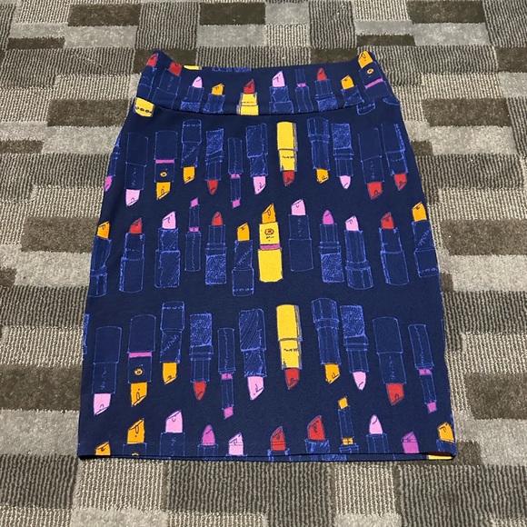LuLaRoe Dresses & Skirts - LuLaRoe Cassie skirt size L
